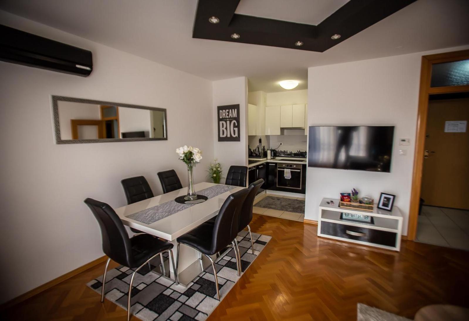 Apartman Elly Slavonski Brod Exterior foto