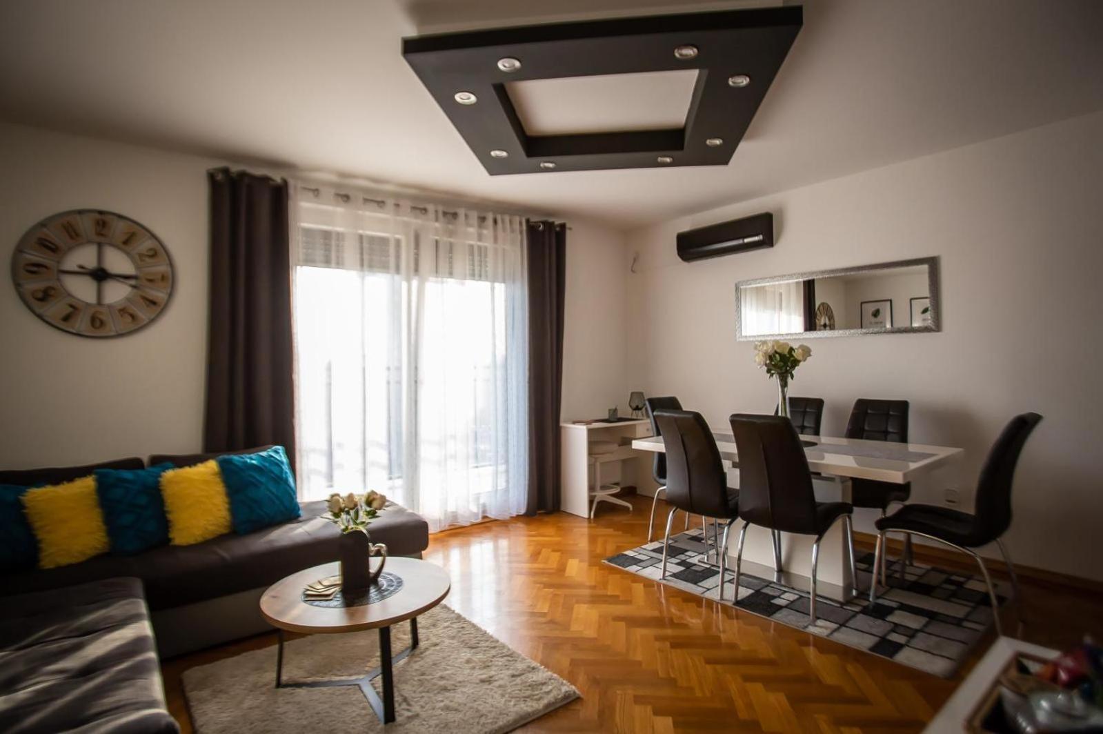 Apartman Elly Slavonski Brod Exterior foto